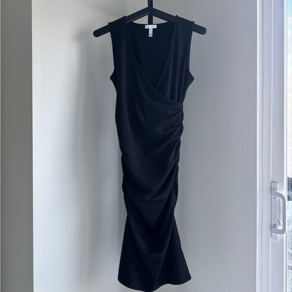 Elegant Black Sleeveless Dress